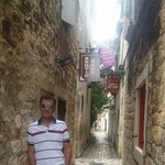 Dejan, 53
